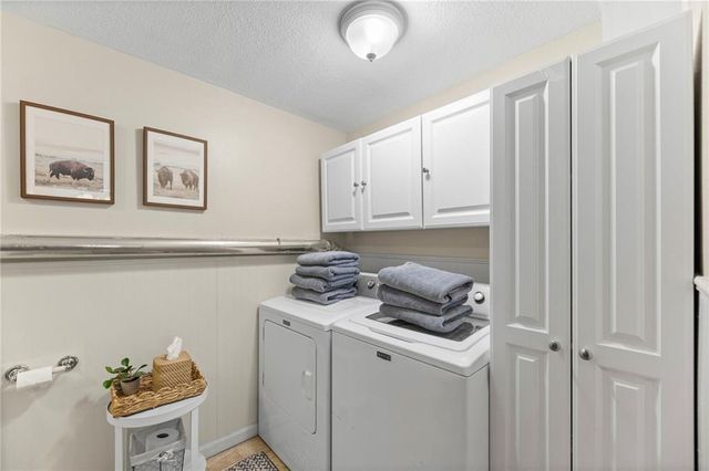 501 E Shawnee Street, Paola, KS 66071