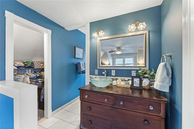 501 E Shawnee Street, Paola, KS 66071