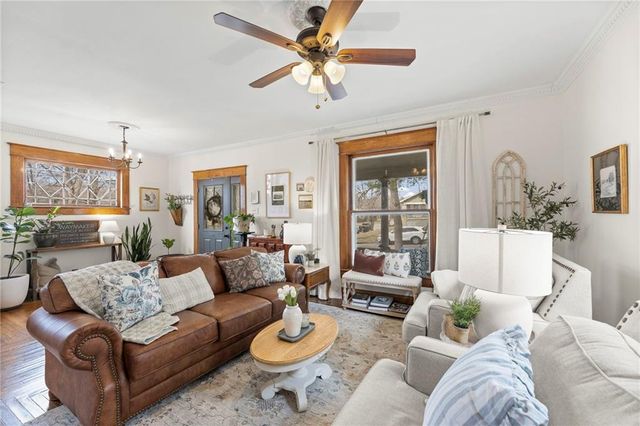 501 E Shawnee Street, Paola, KS 66071