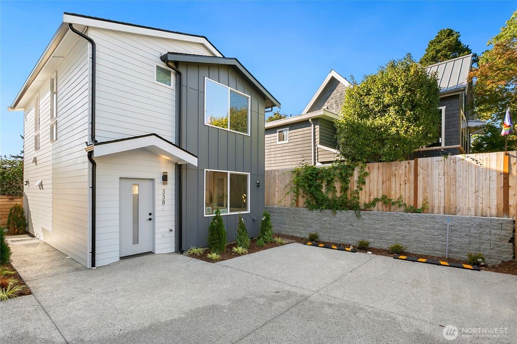 338 NE 90th Street, Seattle, WA 98115