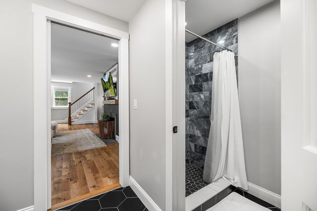 342 Franklin St, Framingham, MA 01702