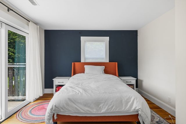 342 Franklin St, Framingham, MA 01702