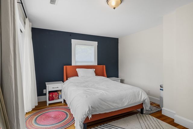 342 Franklin St, Framingham, MA 01702
