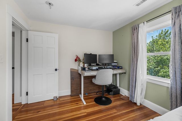 342 Franklin St, Framingham, MA 01702