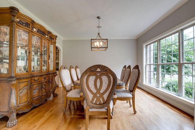 127 Country Hills Dr, Hendersonville, TN 37075