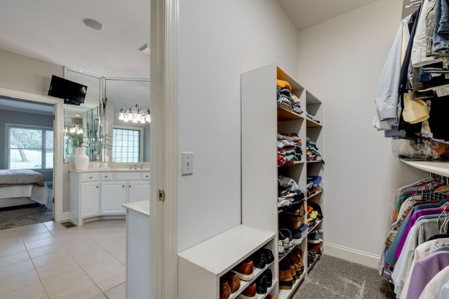 127 Country Hills Dr, Hendersonville, TN 37075
