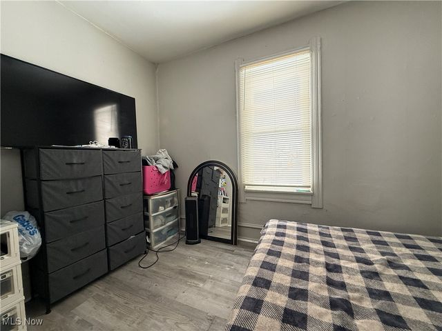 4217 Hyde Avenue, Cleveland, OH 44109