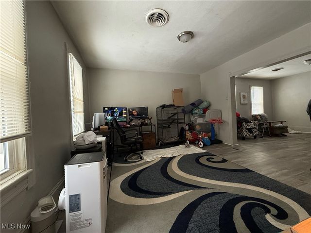 4217 Hyde Avenue, Cleveland, OH 44109