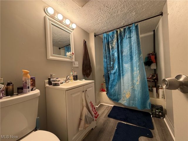 4217 Hyde Avenue, Cleveland, OH 44109