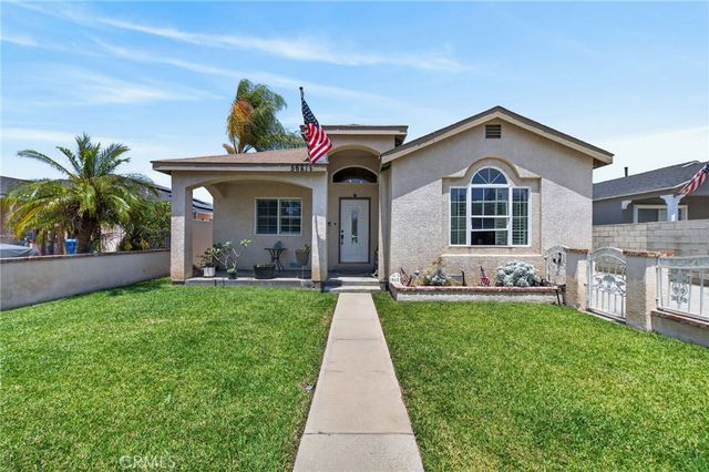 5621 Vonnie Ln, Cypress, CA 90630