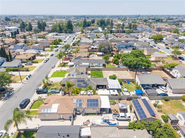 5621 Vonnie Ln, Cypress, CA 90630