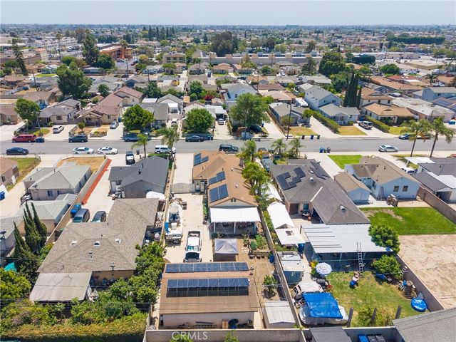 5621 Vonnie Ln, Cypress, CA 90630