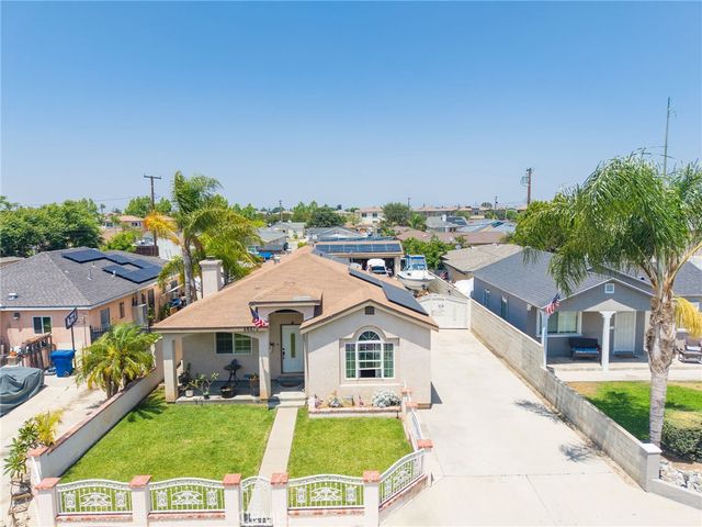 5621 Vonnie Ln, Cypress, CA 90630