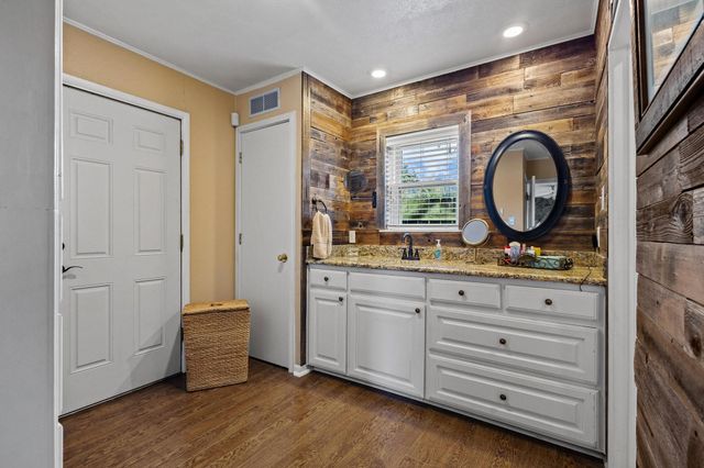 513 W Mclain Drive, Sherman, TX 75092