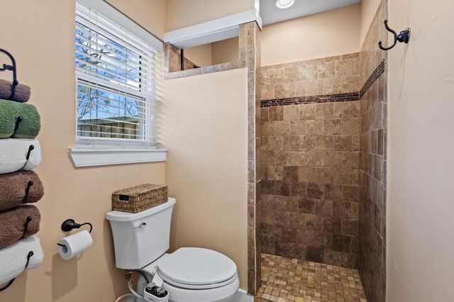 513 W Mclain Drive, Sherman, TX 75092