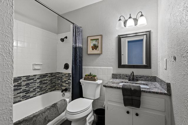 513 W Mclain Drive, Sherman, TX 75092