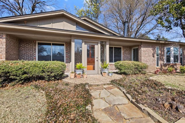 513 W Mclain Drive, Sherman, TX 75092