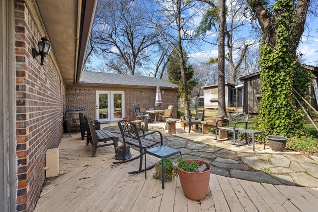 513 W Mclain Drive, Sherman, TX 75092