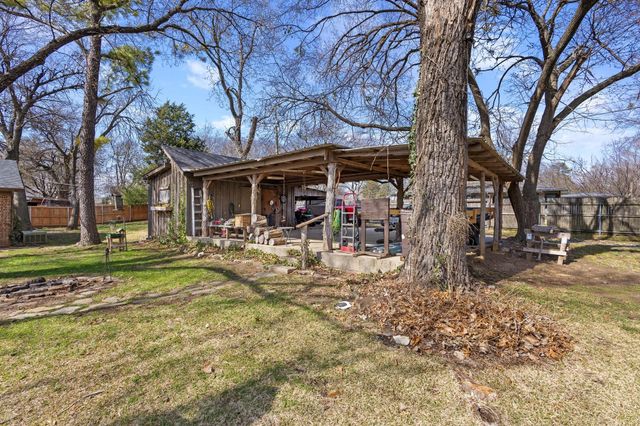 513 W Mclain Drive, Sherman, TX 75092