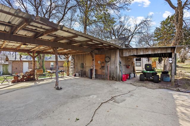 513 W Mclain Drive, Sherman, TX 75092