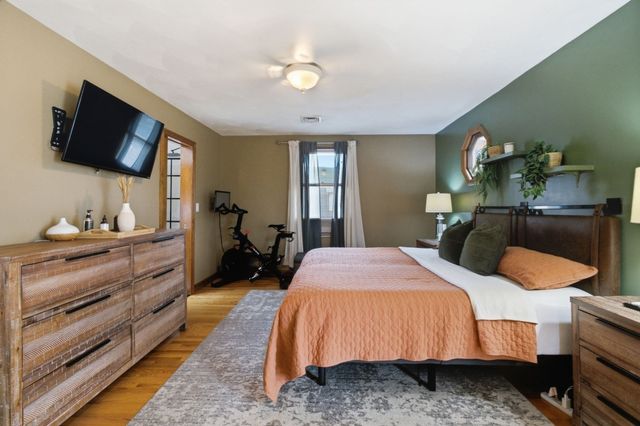 35 Triton Ave, Winthrop, MA 02152