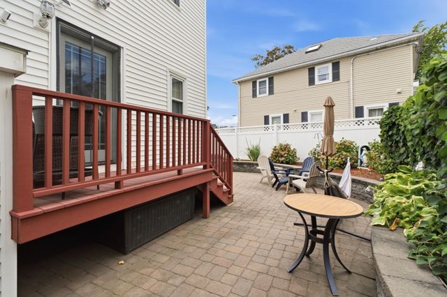 35 Triton Ave, Winthrop, MA 02152