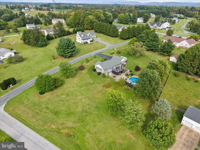 1011 CLOVERDALE RD, Charles Town, WV 25414
