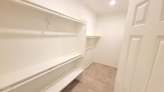 5200 S LAKESHORE Drive 119, Tempe, AZ 85283