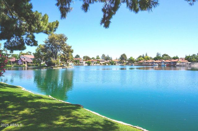 5200 S LAKESHORE Drive 119, Tempe, AZ 85283