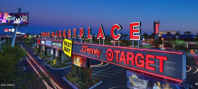 5200 S LAKESHORE Drive 119, Tempe, AZ 85283