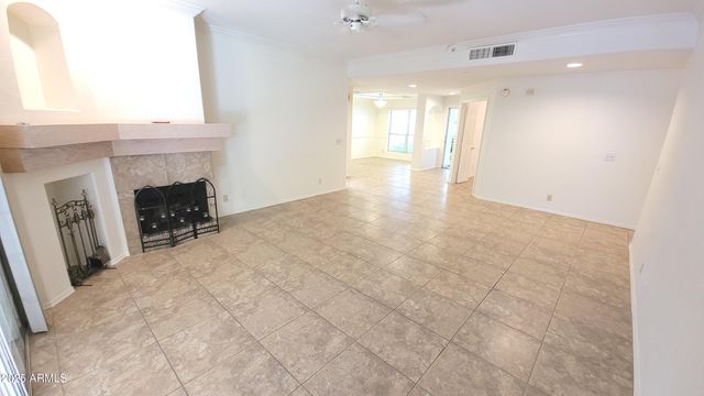 5200 S LAKESHORE Drive 119, Tempe, AZ 85283