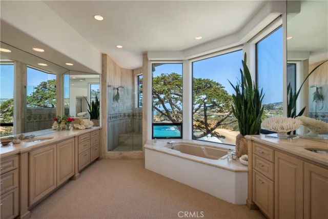 199 Emerald Bay, Laguna Beach, CA 92651