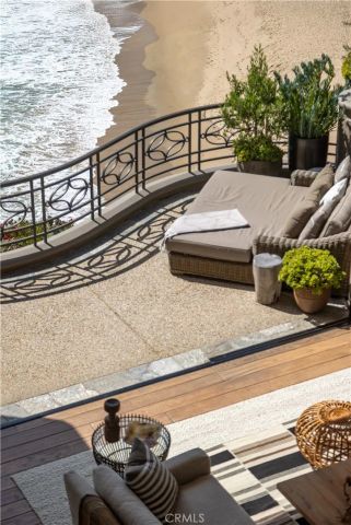 199 Emerald Bay, Laguna Beach, CA 92651