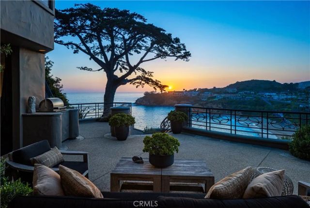 199 Emerald Bay, Laguna Beach, CA 92651