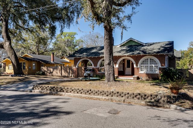 7406 LAURA Street N, Jacksonville, FL 32208