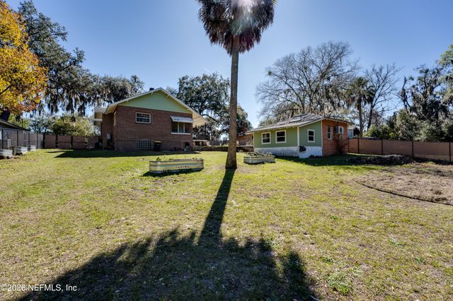 7406 LAURA Street N, Jacksonville, FL 32208