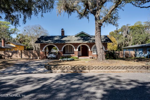 7406 LAURA Street N, Jacksonville, FL 32208