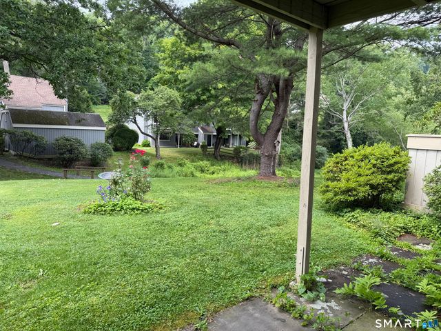 399 Heritage Village B, Southbury, CT 06488