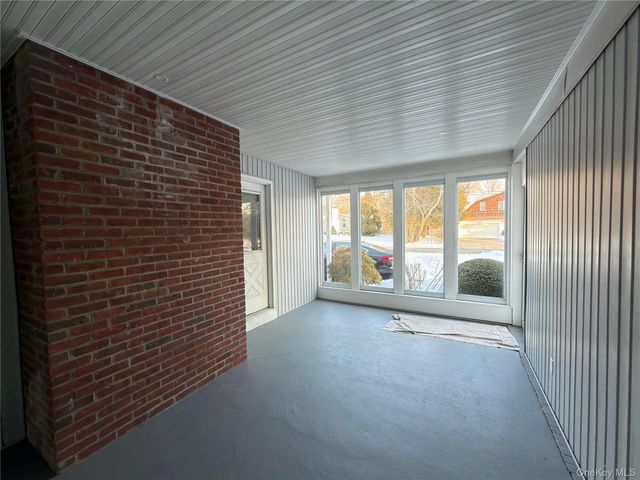 1000 Gin Lane, Southold, NY 11971