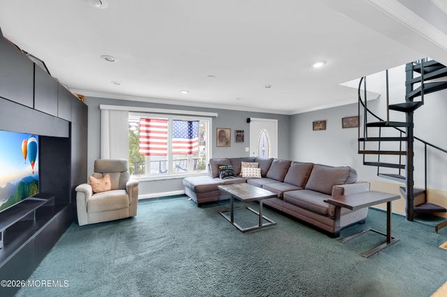 385 Main Street, Keansburg, NJ 07734