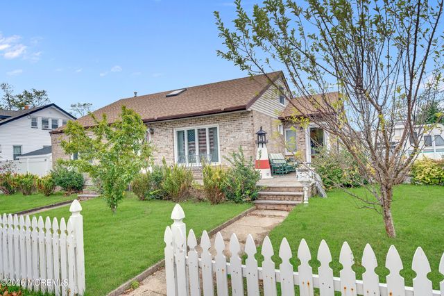 385 Main Street, Keansburg, NJ 07734