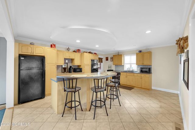 385 Main Street, Keansburg, NJ 07734