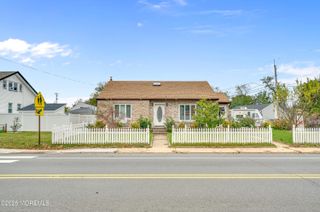 385 Main Street, Keansburg, NJ 07734