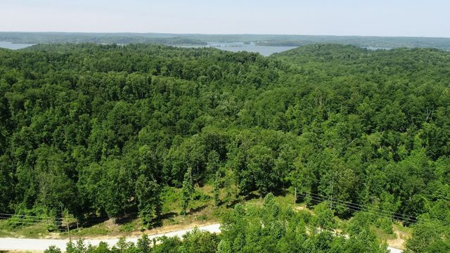 820 Overlook Trl, Stewart, TN 37175