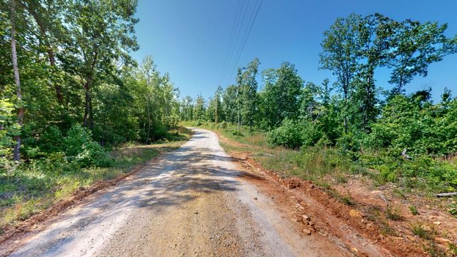 820 Overlook Trl, Stewart, TN 37175