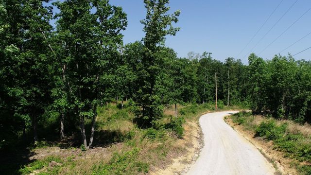 820 Overlook Trl, Stewart, TN 37175