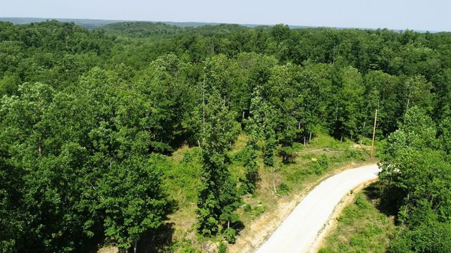 820 Overlook Trl, Stewart, TN 37175