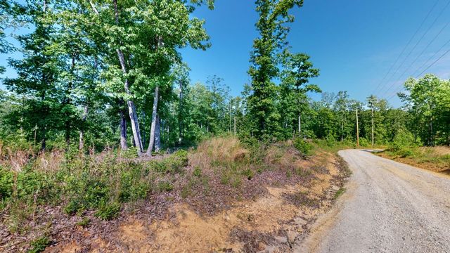 820 Overlook Trl, Stewart, TN 37175