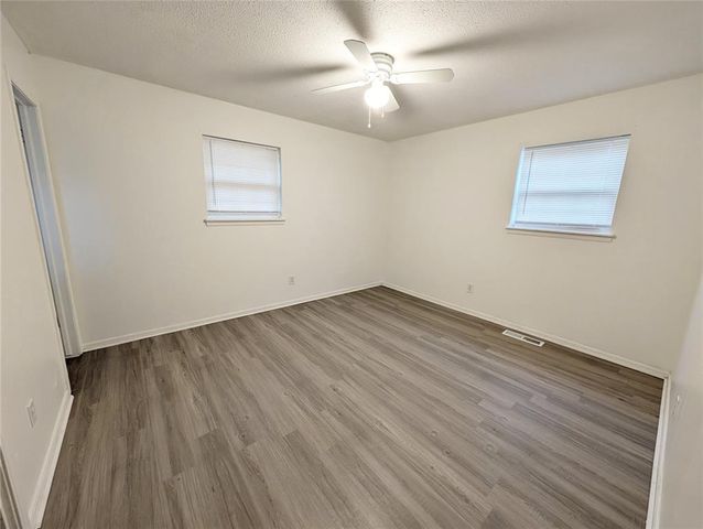 3301 Oakbrook Drive, Del City, OK 73115