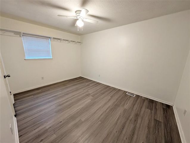 3301 Oakbrook Drive, Del City, OK 73115